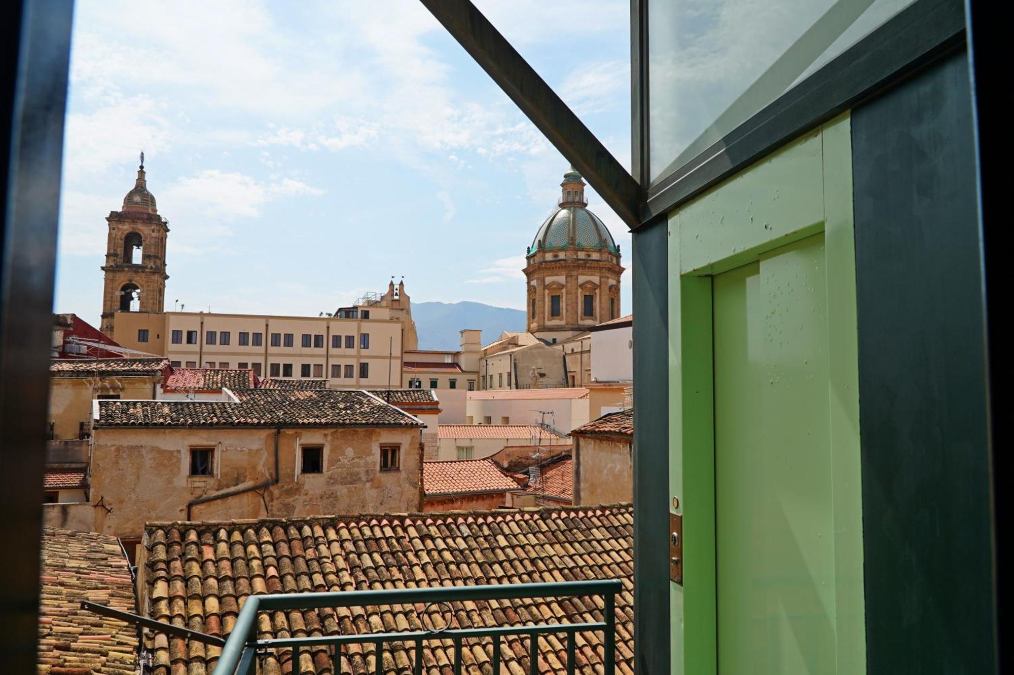 Apartment Ottanio- Quattro Canti 200 Mt